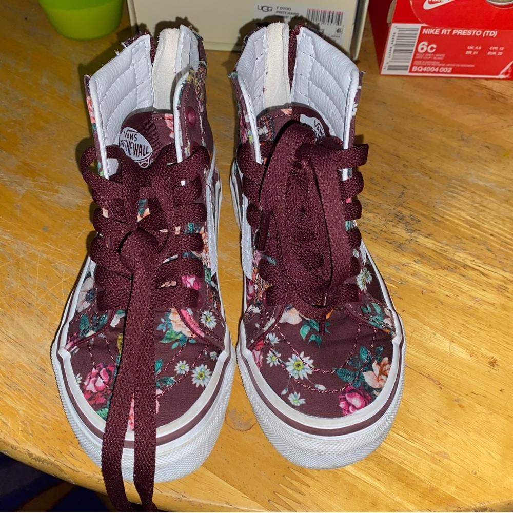 Buttrrfly | Floral Vans